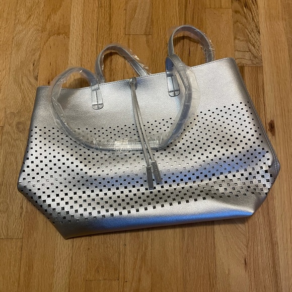 *NEW* Rodan+Fields Tote - Picture 3 of 6